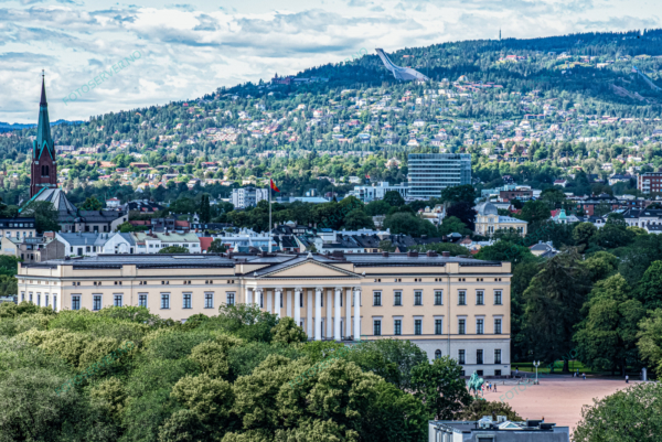 Photo – Det_kongelige_slott – slottsparken – 7600